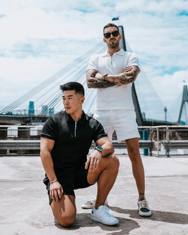 Henly Embossed Shorts 6"- White