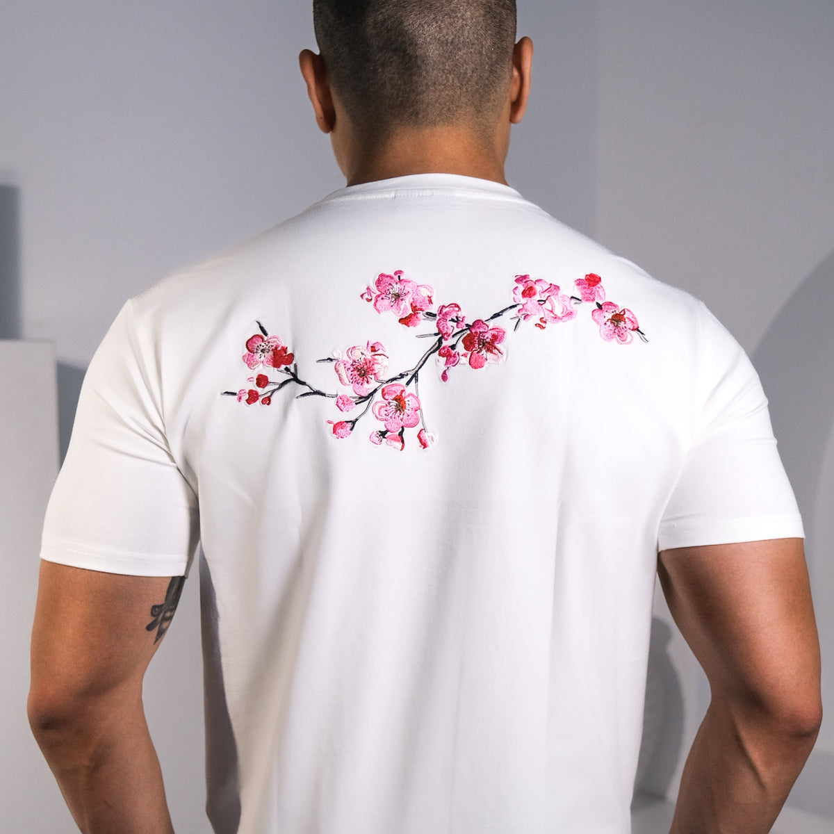 Embroidered Sakura Legacy T-shirt - White – Vaquita The Label