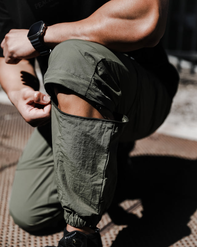 Three Tiered Convertible Cargo Parachute Pants - Army Green